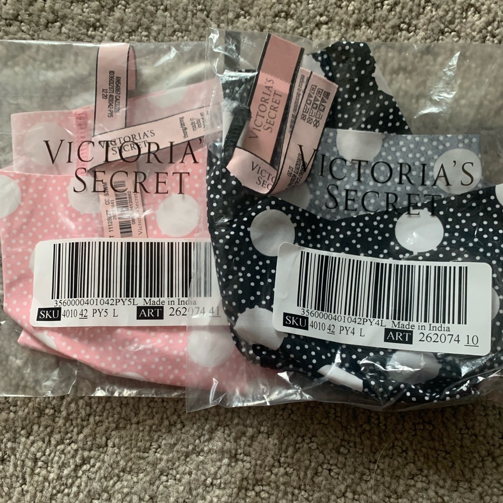 Victoria’s Secret Thong Bundle - New